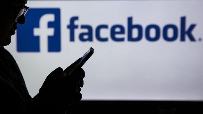 Facebook, gençleri yararsız içeriklerden uzak tutacak yeni önlemler alacak