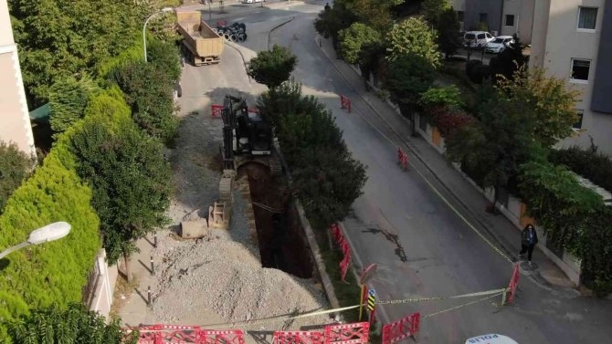 Pendik’te kanalizasyon kazısı sırasında insan kemikleri bulundu!