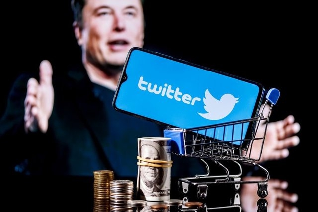 Elon Musk’tan beklenmedik hareket geldi!