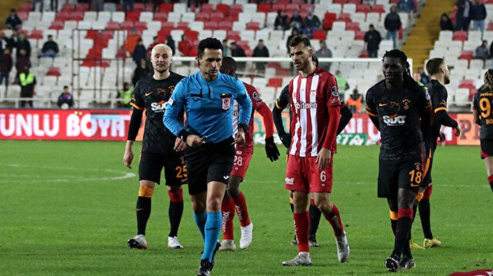 Galatasaray’dan VAR kayıtları mesajı: Bütün pozisyonları açıklayın