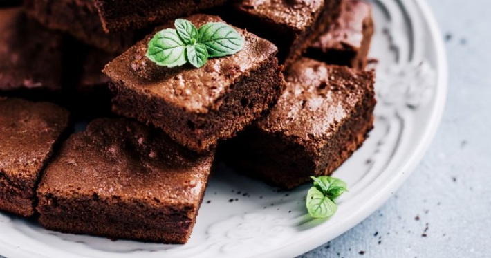 Browni Kek Tarifi Ve Yapılışı: Püf Noktaları İle Lezzetli Browni Islak Kek Nasıl Yapılır, Malzemeleri Neler?