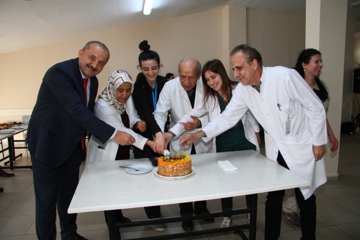 Başhekim Dr. Salih Çalık’tan Doktorlara  Tıp Bayramı Ziyareti