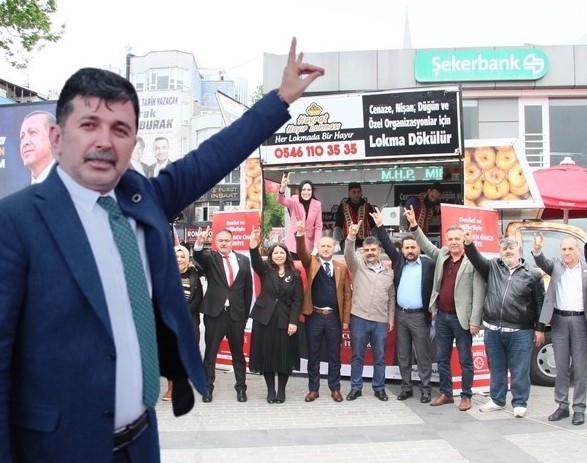 MHP Milletvekili Adayı Murat Şahin’den Lokma İkramı