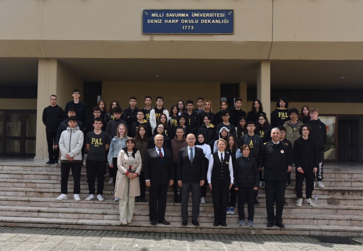 PELEV’den Öğrenciler ile Deniz Harp Okuluna Ziyaret