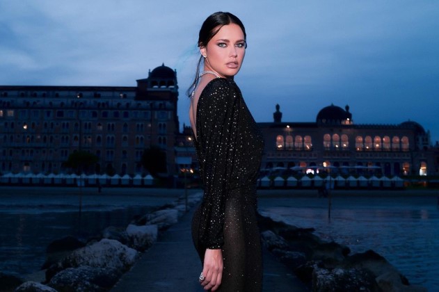 Paris Moda Haftası’na katılan Adriana Lima’yı otelde tahtakurusu ısırdı