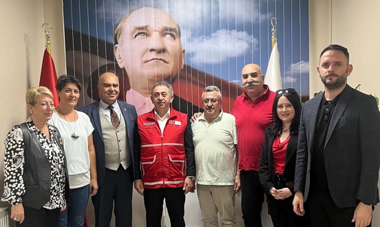 Pendik Lisesi Eğitim Vakfı’ndan Kızılay Başkanı Beşinci’ye Ziyaret