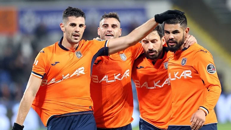 Başakşehir, Antalyaspor’u 2 golle geçti (Başakşehir – Antalyaspor Maç Özeti)