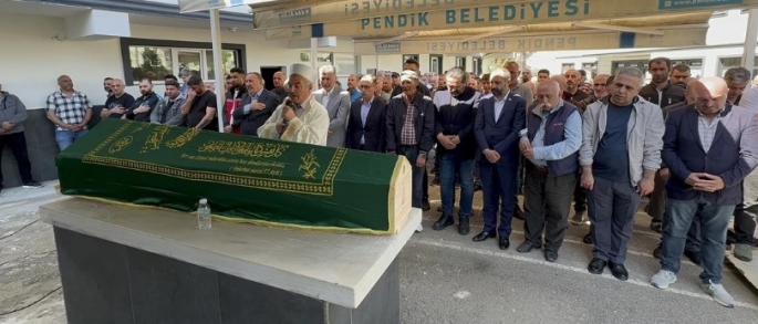 Beşiktaş'taki yangında hayatını kaybeden Binali Çayır ve Ahmet Sever için Pendik'te cenaze töreni düzenlendi