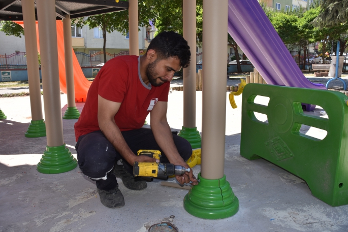 Esenler Mahallesi’nde Sinem Gücük Parkı Yenileniyor