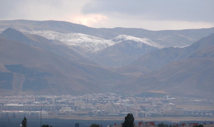 Mevsimin İlk Karı Yağdı