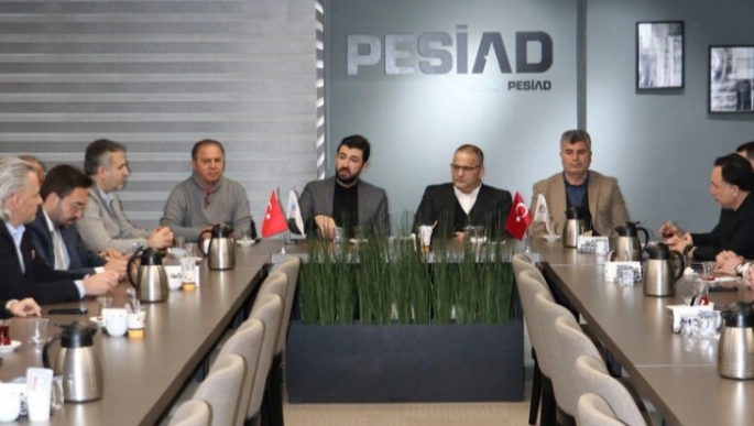 Pendik Belediye Başkan Yardımcıları PESİAD'ı Ziyaret Etti