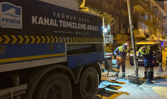 Pendik Belediyesi'nden Gece Mesaisiyle Trafik Rahatlığı