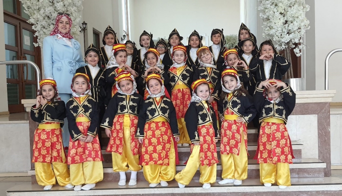 Pendik Süreyyapaşa İlkokulu Anasınıflarından Unutulmaz Yıl Sonu Gösterisi