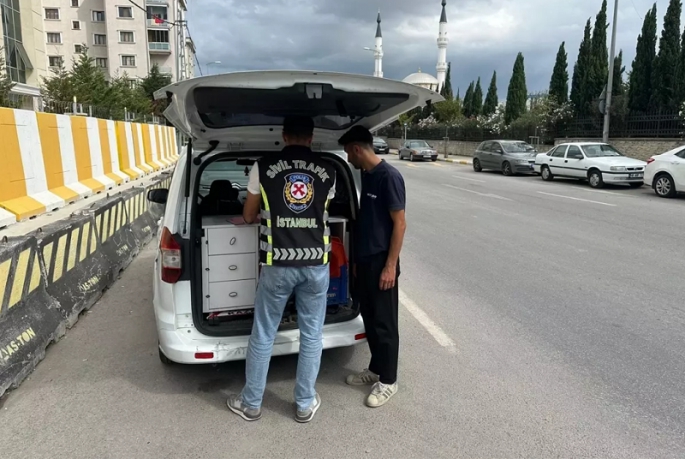 Pendik'te Düğün Konvoyu Yapan Sürücülere Para Cezası 