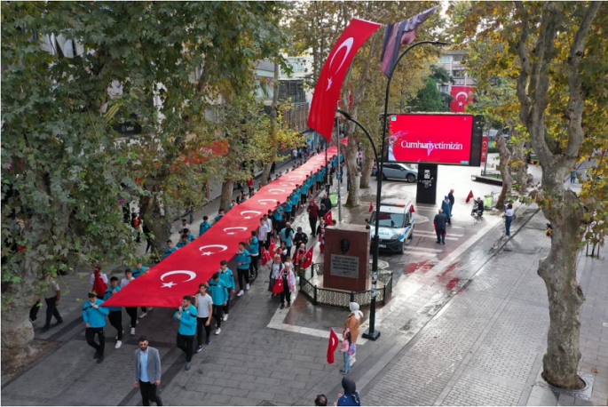 Pendikliler 101 Metrelik Türk Bayrağı ile Cumhuriyeti Kutlayacak