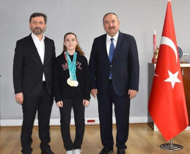 Wushu Türkiye Şampiyonu Pendik'ten