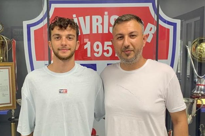 Silivrispor’a 10 numara genç