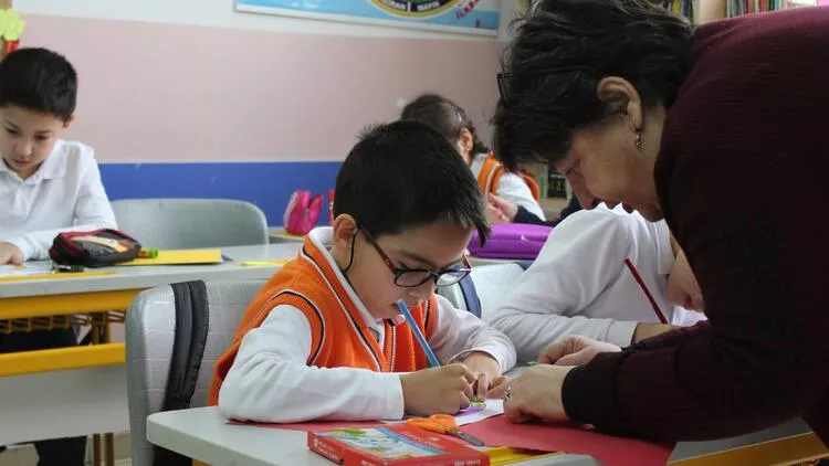 Eğitimler, Öğretmen Bilişim Ağı ÖBA üzerinden tüm okul öncesi ve sınıf öğretmenlerinin erişimine açıldı.