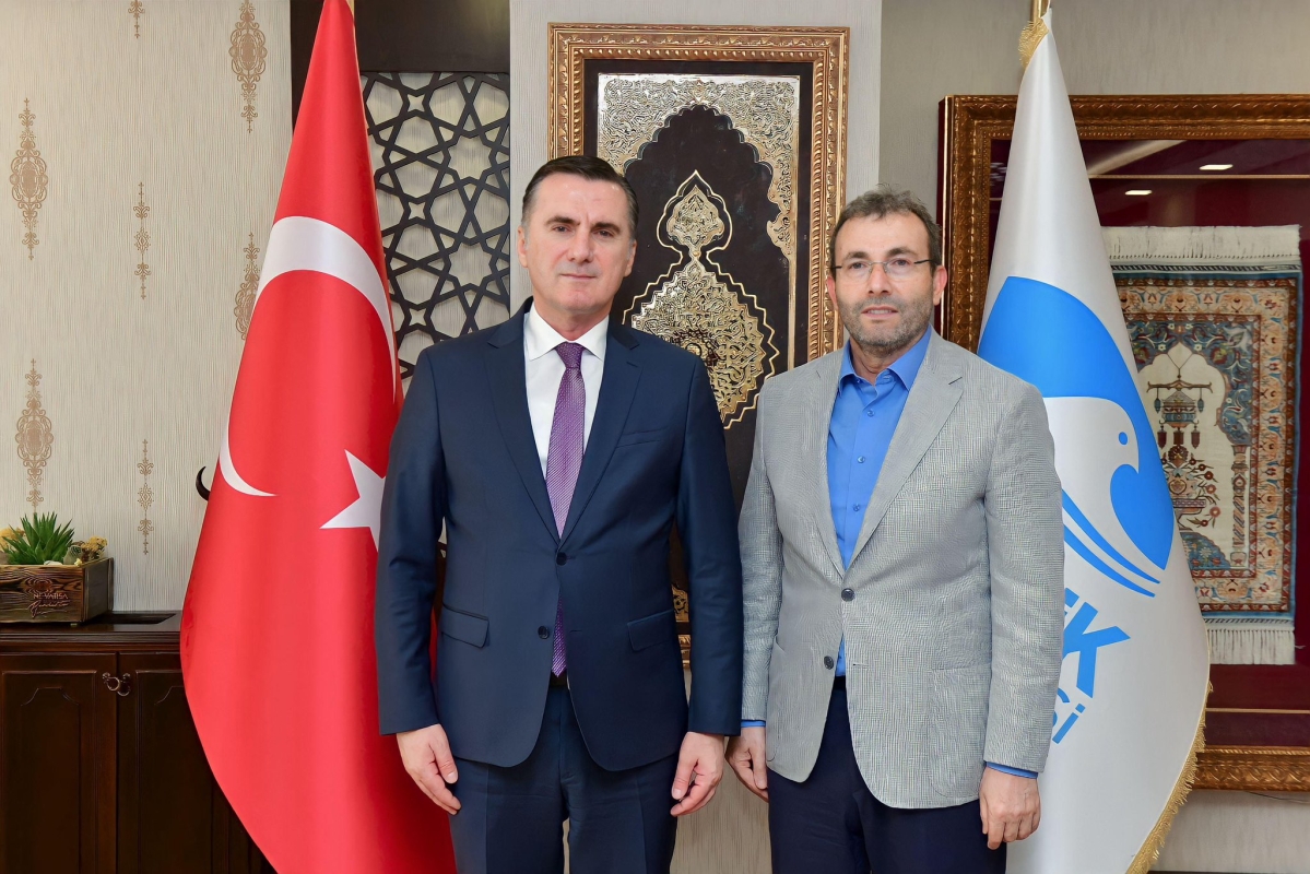 Pendik Belediye Başkanı Ahmet Cin, Kaymakam Mehmet Yıldıza hayırlı olsun ziyaretinde bulundu